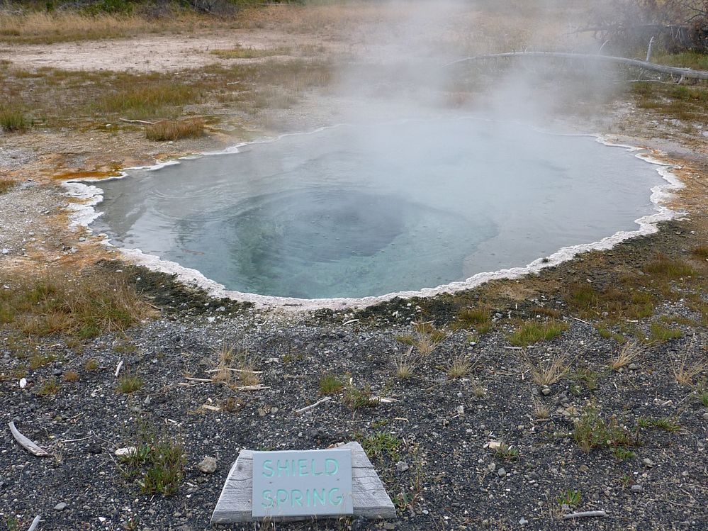 Yellowstone Old faithfull et ses environs (56).JPG